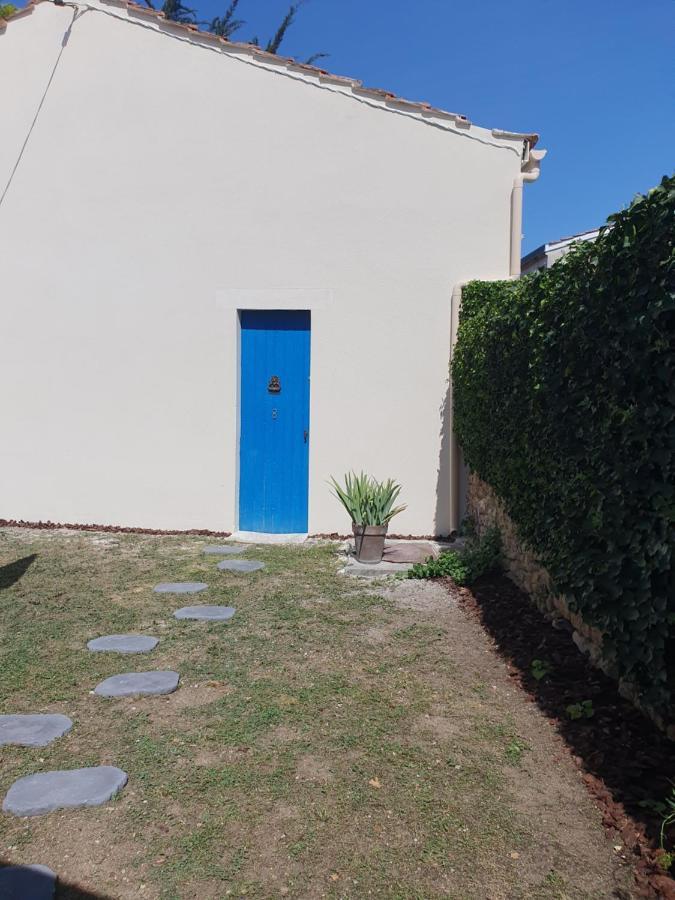 La Maison De Jeanne Lesparre-Médoc Exterior foto